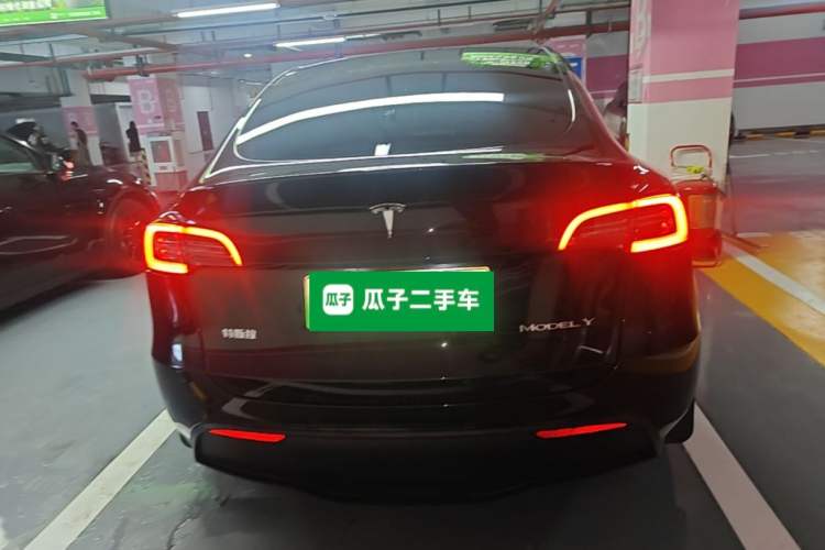 Used Tesla Model Y 2023 Rear-Wheel-Drive Version Rear