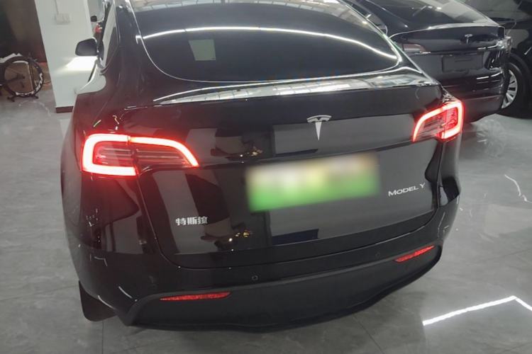 Used Tesla Model Y 2023 Rear-Wheel-Drive Version Rear