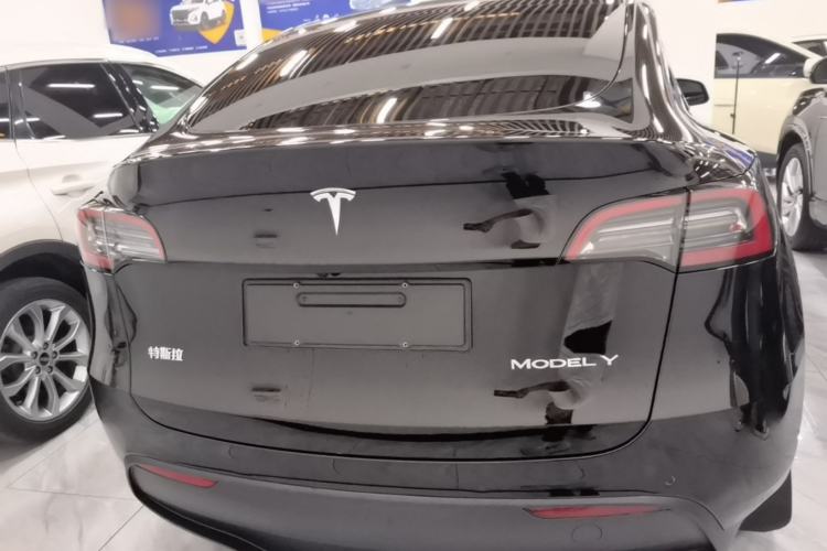 Used Tesla Model Y 2023 Long-Range All-Wheel-Drive Version Rear