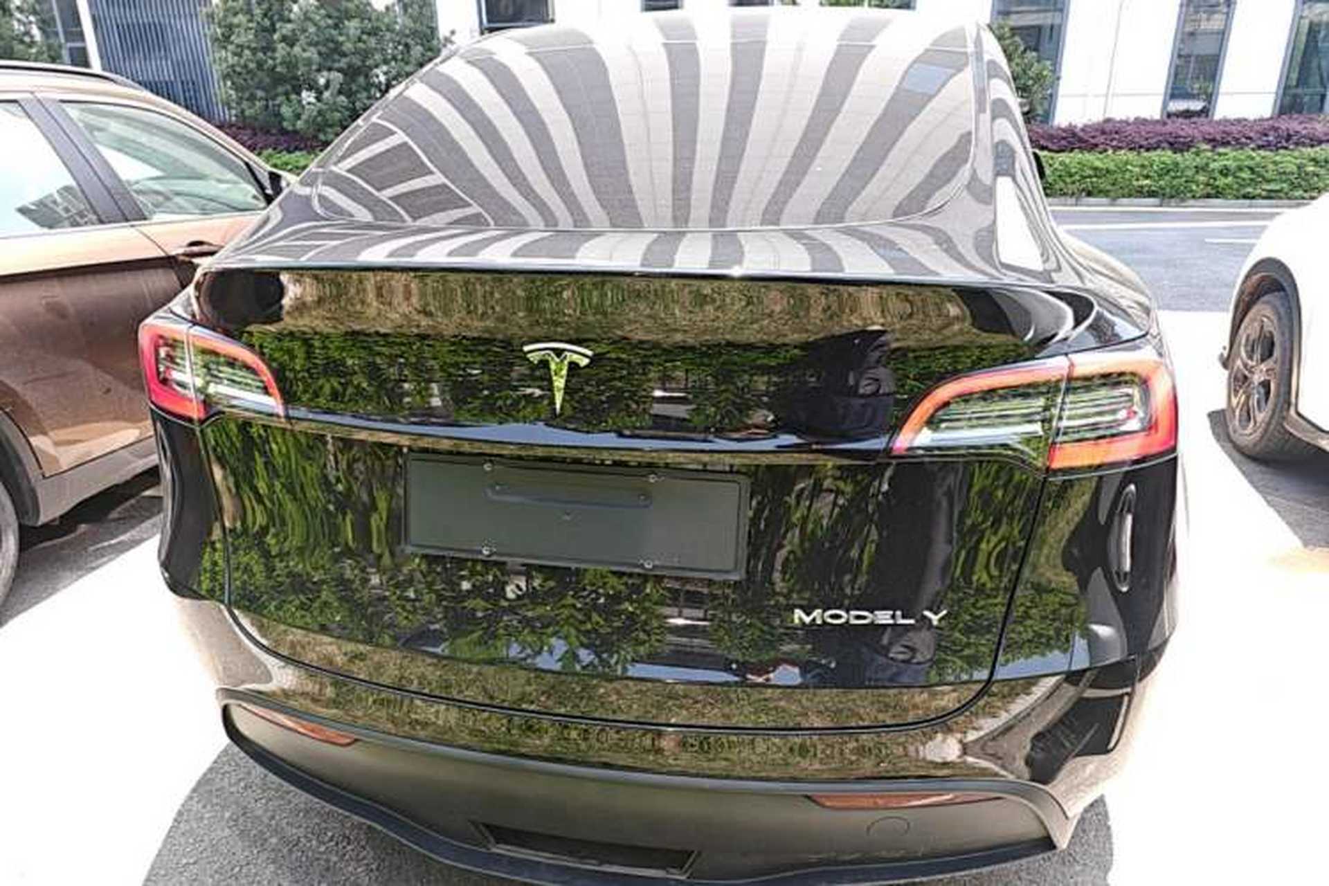Used Tesla Model Y 2023 Rear-Wheel-Drive Version Rear