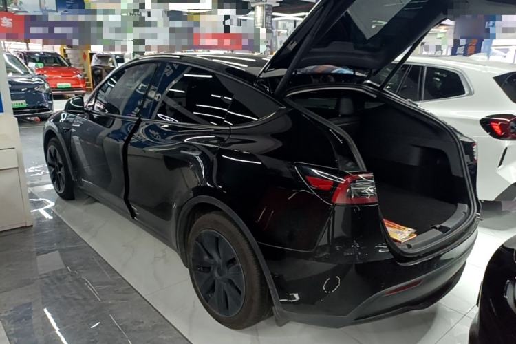 Used Tesla Model Y 2023 Rear-Wheel-Drive Version Rear Left 45 Deg