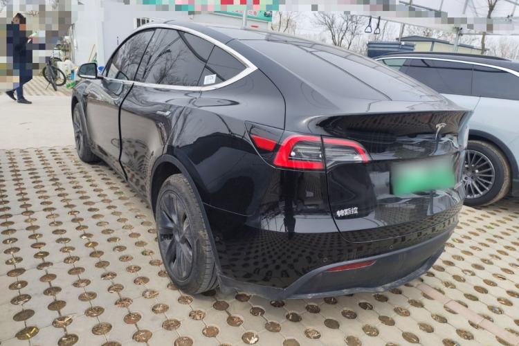 Used Tesla Model Y 2023 Long-Range All-Wheel-Drive Version Rear Left 45 Deg