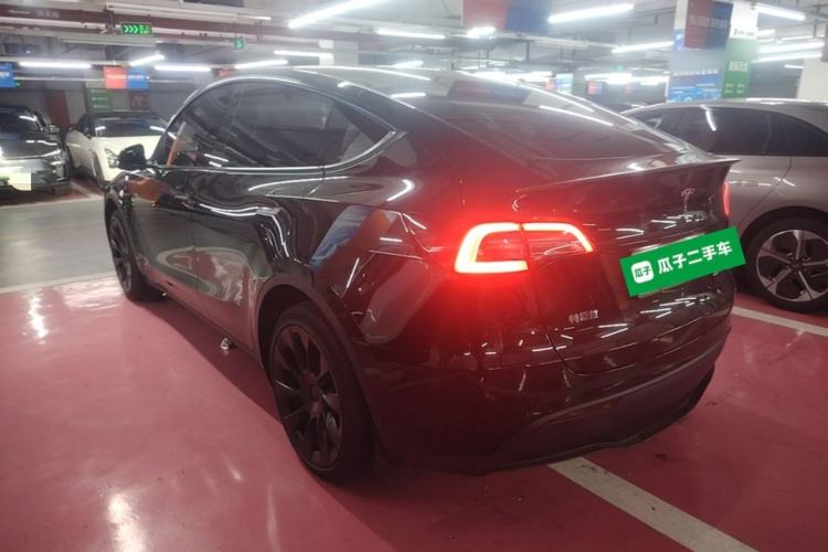 Used Tesla Model Y 2023 Long-Range All-Wheel-Drive Version Rear Left 45 Deg