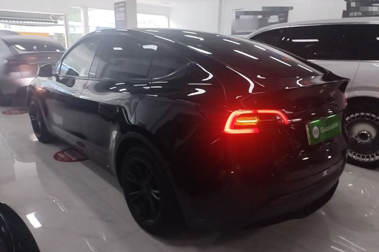 Used Tesla Model Y 2023 Rear-Wheel-Drive Version Rear Left 45 Deg