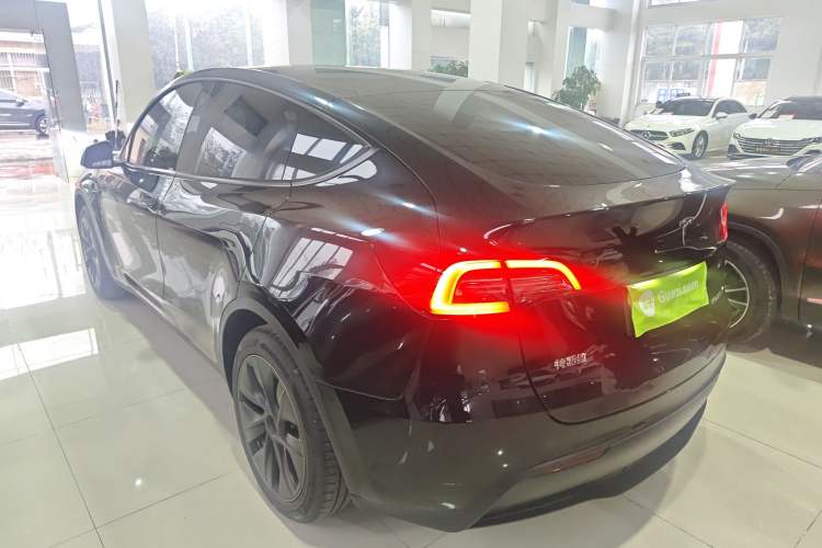 Used Tesla Model Y 2023 Long-Range All-Wheel-Drive Version Rear Left 45 Deg