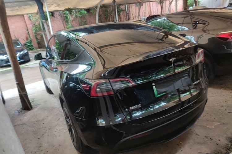 Used Tesla Model Y 2023 Rear-Wheel-Drive Version Rear Left 45 Deg