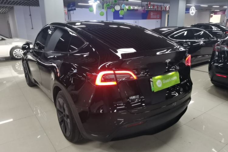 Used Tesla Model Y 2023 Rear-Wheel-Drive Version Rear Left 45 Deg