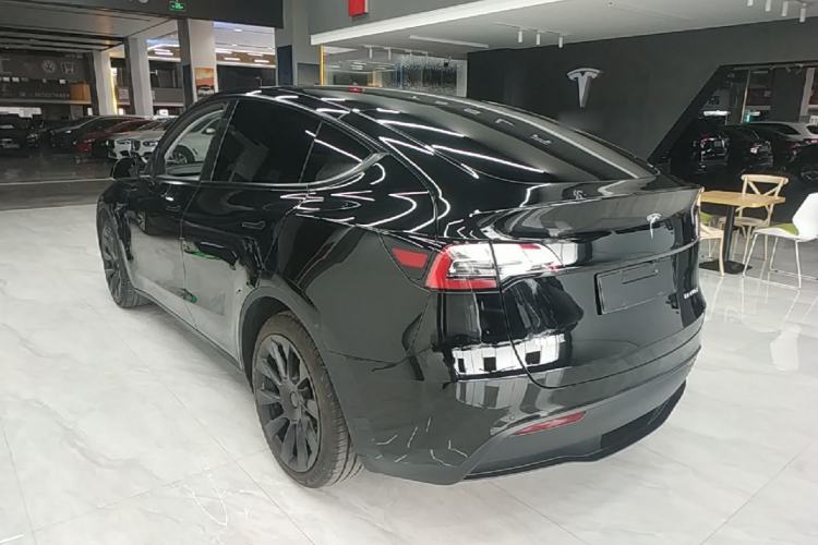 Used Tesla Model Y 2023 Rear-Wheel-Drive Version Rear Left 45 Deg