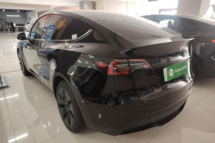 Used Tesla Model Y 2023 Rear-Wheel-Drive Version Rear Left 45 Deg