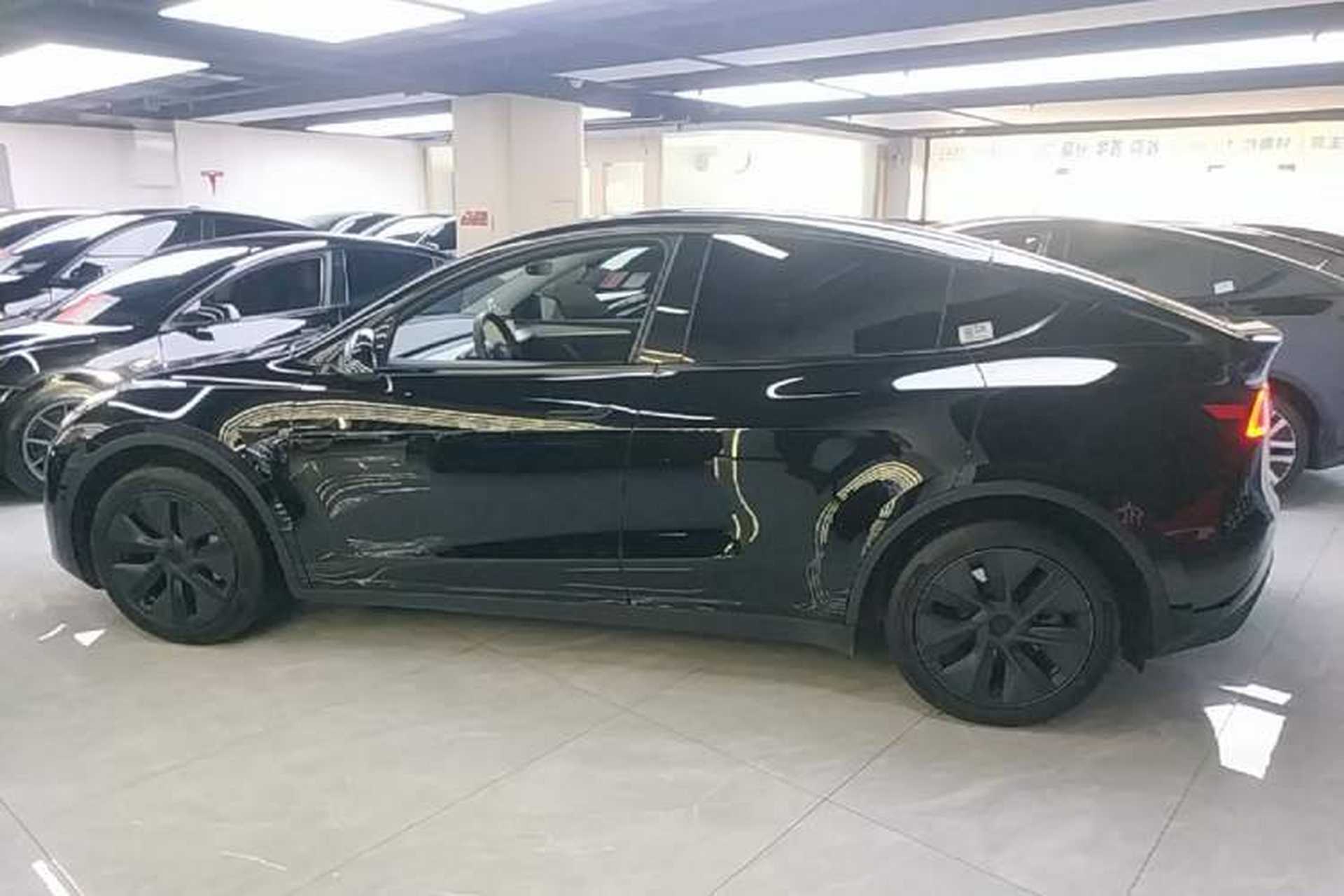 Used Tesla Model Y 2023 Long-Range All-Wheel-Drive Version Rear Left 45 Deg
