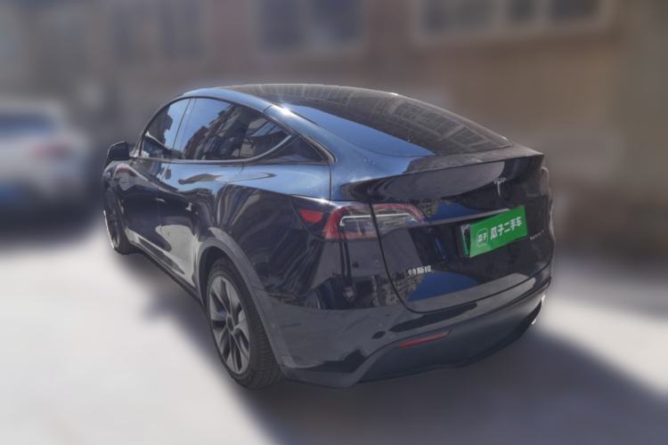 Used Tesla Model Y 2023 Rear-Wheel-Drive Version Rear Left 45 Deg