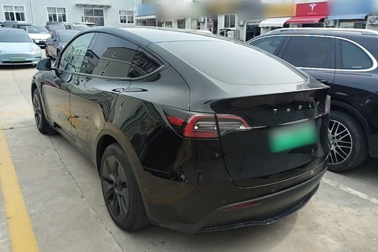 Used Tesla Model Y 2023 Rear-Wheel-Drive Version Rear Left 45 Deg