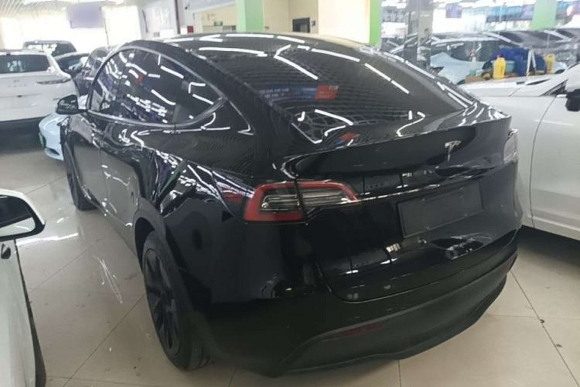 Used Tesla Model Y 2023 Rear-Wheel-Drive Version Rear Left 45 Deg