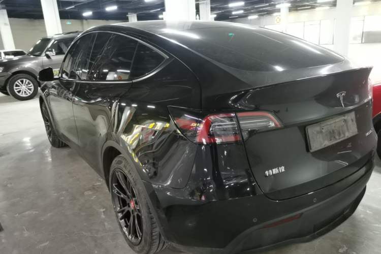 Used Tesla Model Y 2023 Rear-Wheel-Drive Version Rear Left 45 Deg