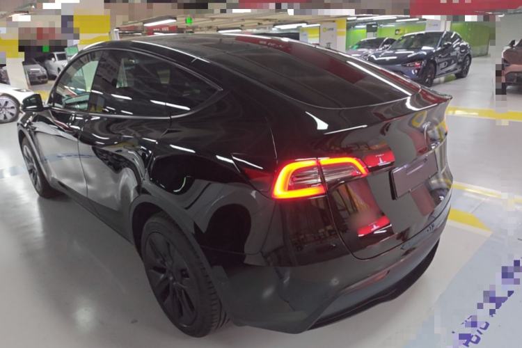 Used Tesla Model Y 2023 Long-Range All-Wheel-Drive Version Rear Left 45 Deg