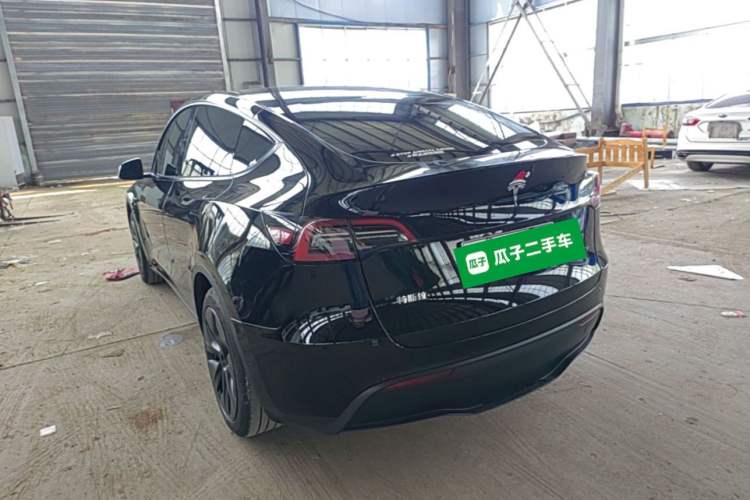 Used Tesla Model Y 2023 Rear-Wheel-Drive Version Rear Left 45 Deg