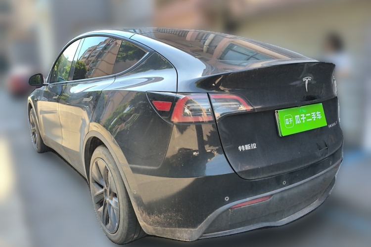 Used Tesla Model Y 2023 Rear-Wheel-Drive Version Rear Left 45 Deg