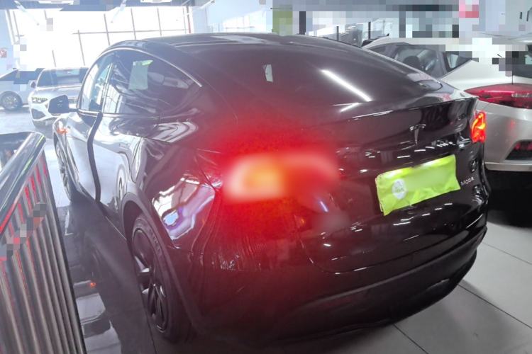 Used Tesla Model Y 2023 Rear-Wheel-Drive Version Rear Left 45 Deg