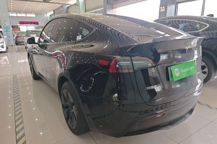 Used Tesla Model Y 2023 Rear-Wheel-Drive Version Rear Left 45 Deg