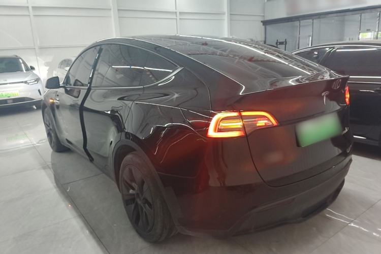 Used Tesla Model Y 2023 Rear-Wheel-Drive Version Rear Left 45 Deg