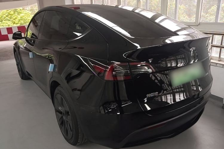Used Tesla Model Y 2023 Rear-Wheel-Drive Version Rear Left 45 Deg