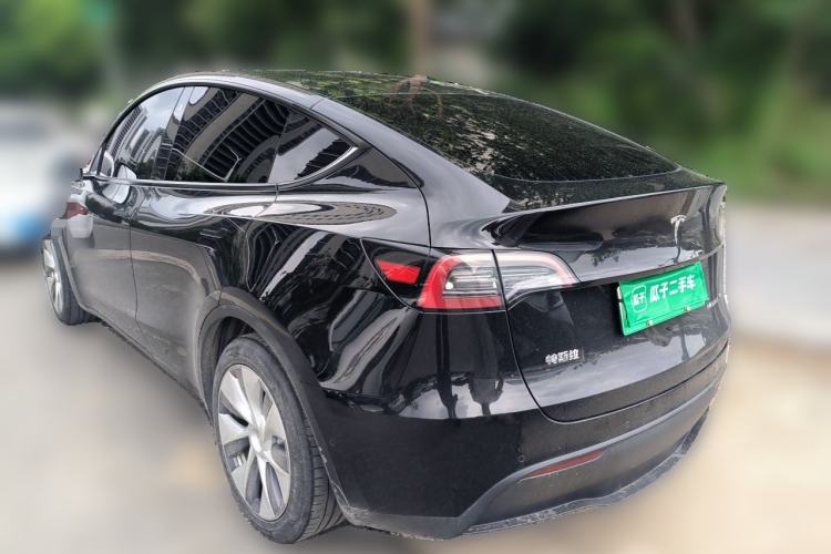 Used Tesla Model Y 2023 Long-Range All-Wheel-Drive Version Rear Left 45 Deg