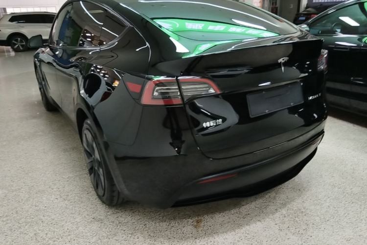 Used Tesla Model Y 2023 Rear-Wheel-Drive Version Rear Left 45 Deg