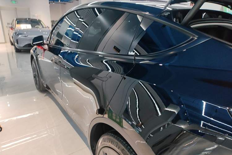 Used Tesla Model Y 2023 Long-Range All-Wheel-Drive Version Rear Left 45 Deg