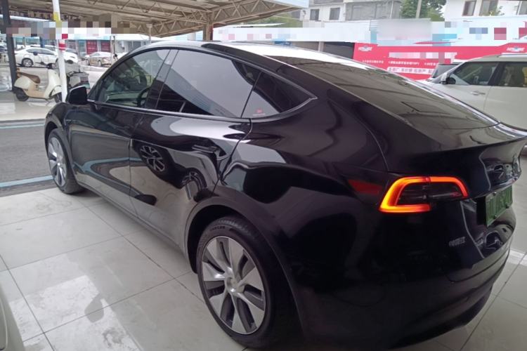 Used Tesla Model Y 2023 Long-Range All-Wheel-Drive Version Rear Left 45 Deg