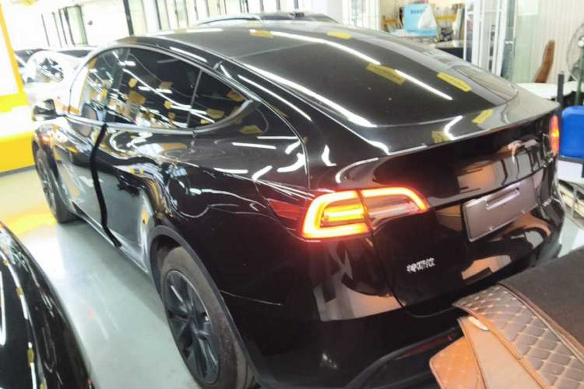 Used Tesla Model Y 2023 Rear-Wheel-Drive Version Rear Left 45 Deg