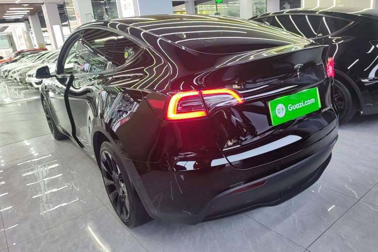 Used Tesla Model Y 2023 Rear-Wheel-Drive Version Rear Left 45 Deg