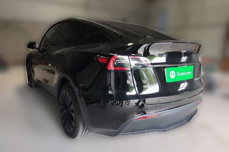 Used Tesla Model Y 2023 Rear-Wheel-Drive Version Rear Left 45 Deg