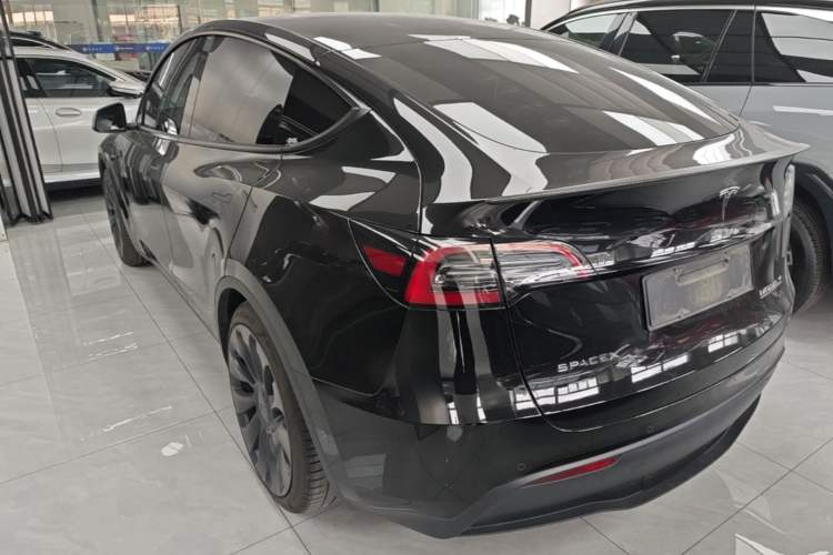 Used Tesla Model Y 2023 High-Performance All-Wheel-Drive Version Rear Left 45 Deg