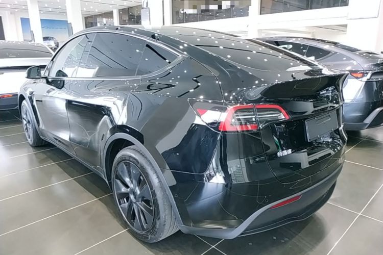 Used Tesla Model Y 2023 Rear-Wheel-Drive Version Rear Left 45 Deg