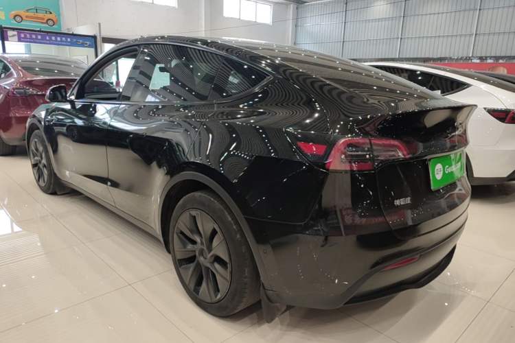 Used Tesla Model Y 2023 Rear-Wheel-Drive Version Rear Left 45 Deg