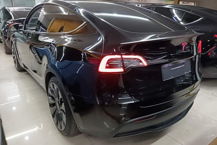 Used Tesla Model Y 2023 High-Performance All-Wheel-Drive Version Rear Left 45 Deg