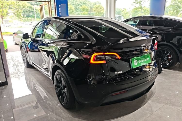 Used Tesla Model Y 2023 Rear-Wheel-Drive Version Rear Left 45 Deg