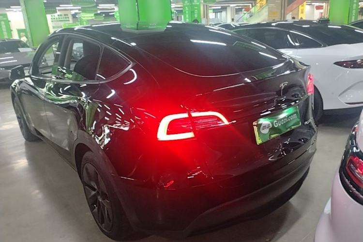 Used Tesla Model Y 2023 Rear-Wheel-Drive Version Rear Left 45 Deg