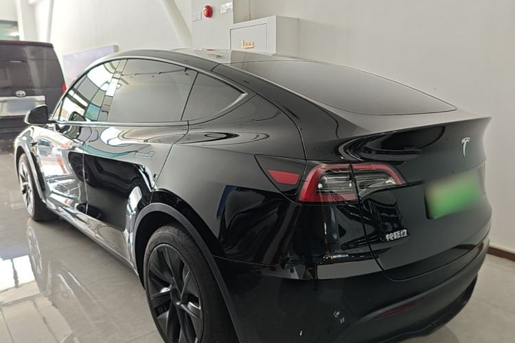 Used Tesla Model Y 2023 Rear-Wheel-Drive Version Rear Left 45 Deg