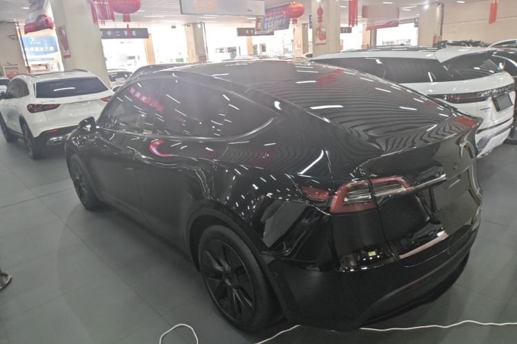 Used Tesla Model Y 2023 Rear-Wheel-Drive Version Rear Left 45 Deg