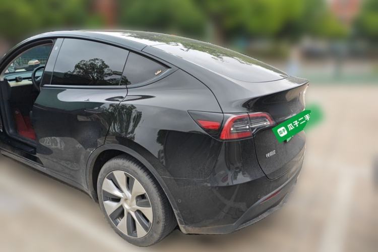 Used Tesla Model Y 2023 Rear-Wheel-Drive Version Rear Left 45 Deg