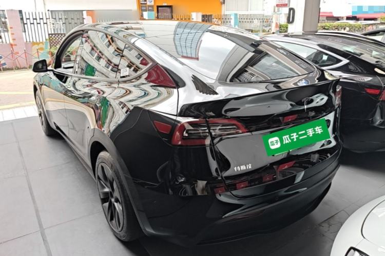 Used Tesla Model Y 2023 Rear-Wheel-Drive Version Rear Left 45 Deg