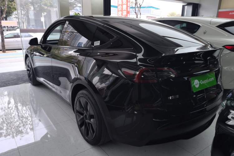 Used Tesla Model Y 2023 Rear-Wheel-Drive Version Rear Left 45 Deg
