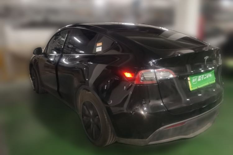 Used Tesla Model Y 2023 Rear-Wheel-Drive Version Rear Left 45 Deg