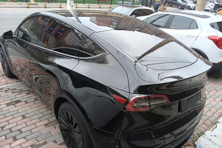 Used Tesla Model Y 2023 Rear-Wheel-Drive Version Rear Left 45 Deg