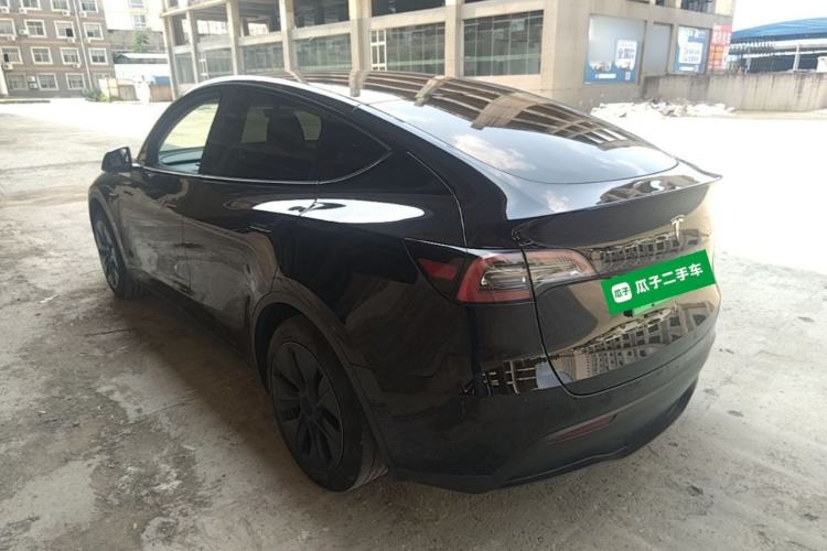 Used Tesla Model Y 2023 Rear-Wheel-Drive Version Rear Left 45 Deg