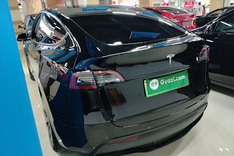 Used Tesla Model Y 2023 Long-Range All-Wheel-Drive Version Rear Left 45 Deg