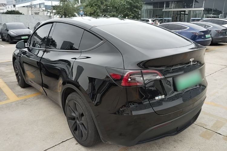 Used Tesla Model Y 2023 Rear-Wheel-Drive Version Rear Left 45 Deg