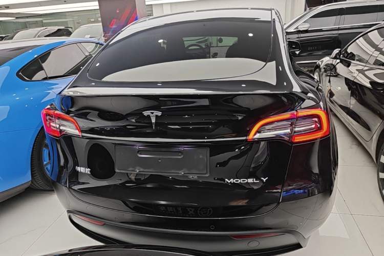 Used Tesla Model Y 2023 Rear-Wheel-Drive Version Rear
