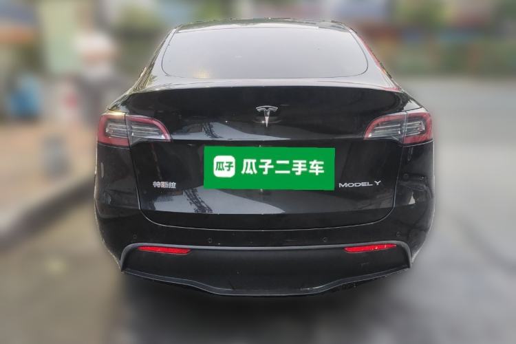 Used Tesla Model Y 2023 Long-Range All-Wheel-Drive Version Rear